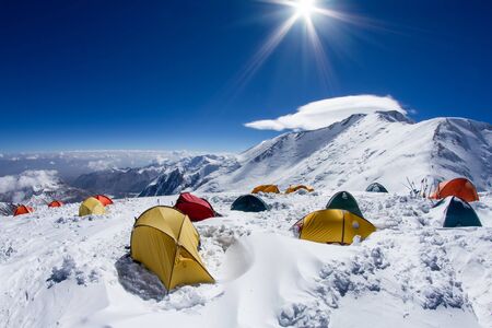 Essential winter camping gear for Uttarakhand hills: sleeping bags, thermal wear, sturdy tents